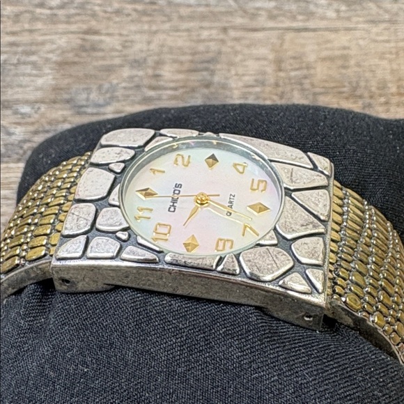 Chico’s Textured Silver & Gold Watch – Mother of Pearl Dial main image 8